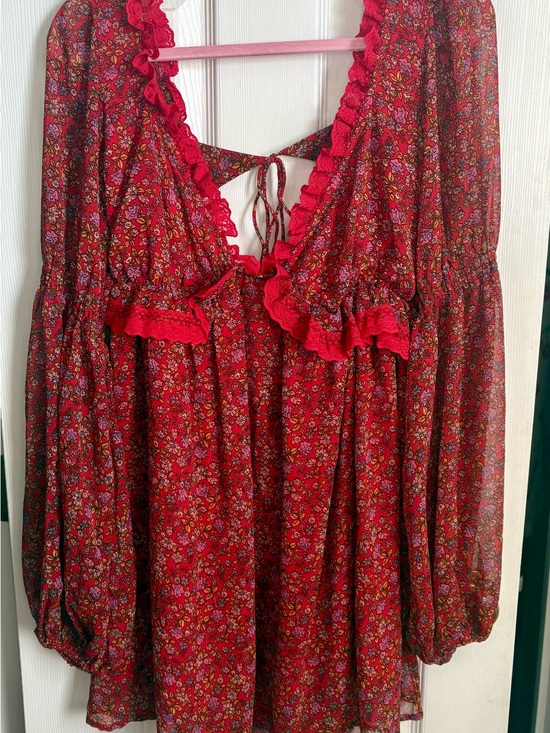 Free People Dresses & Skirts - Free People Red Floral Ruffle Peasant Top/Dress